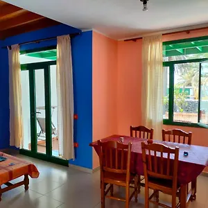 https://casa-palmeras-costa.in-canary-islands.com